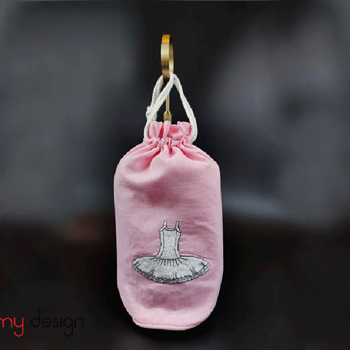 Round bottom laundry bag with ballet skirt embroidery